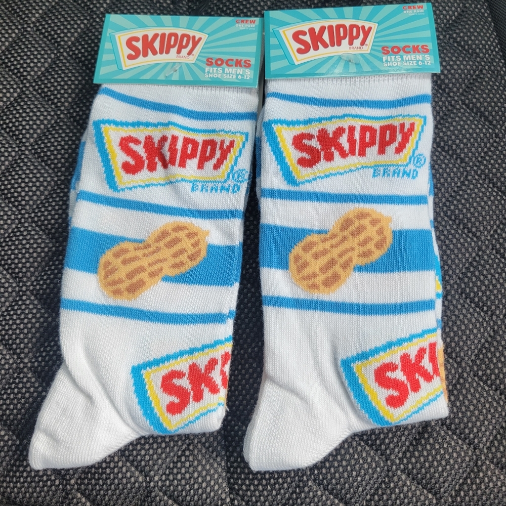 Set of 2 SKIPPY Crew Socks size 6-12 funny peanut butter NEW white blue unisex